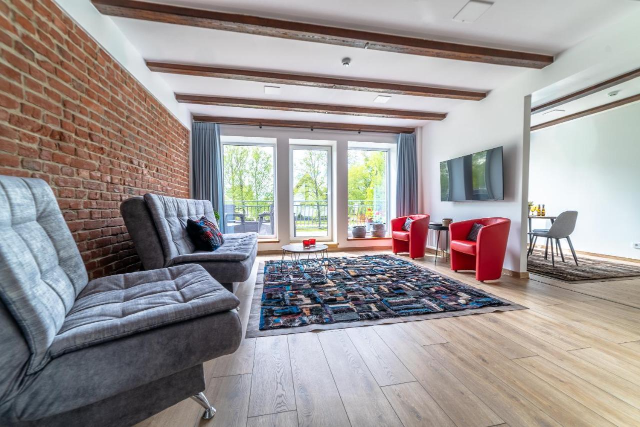 Apartamentai Muzika Silutė Bagian luar foto