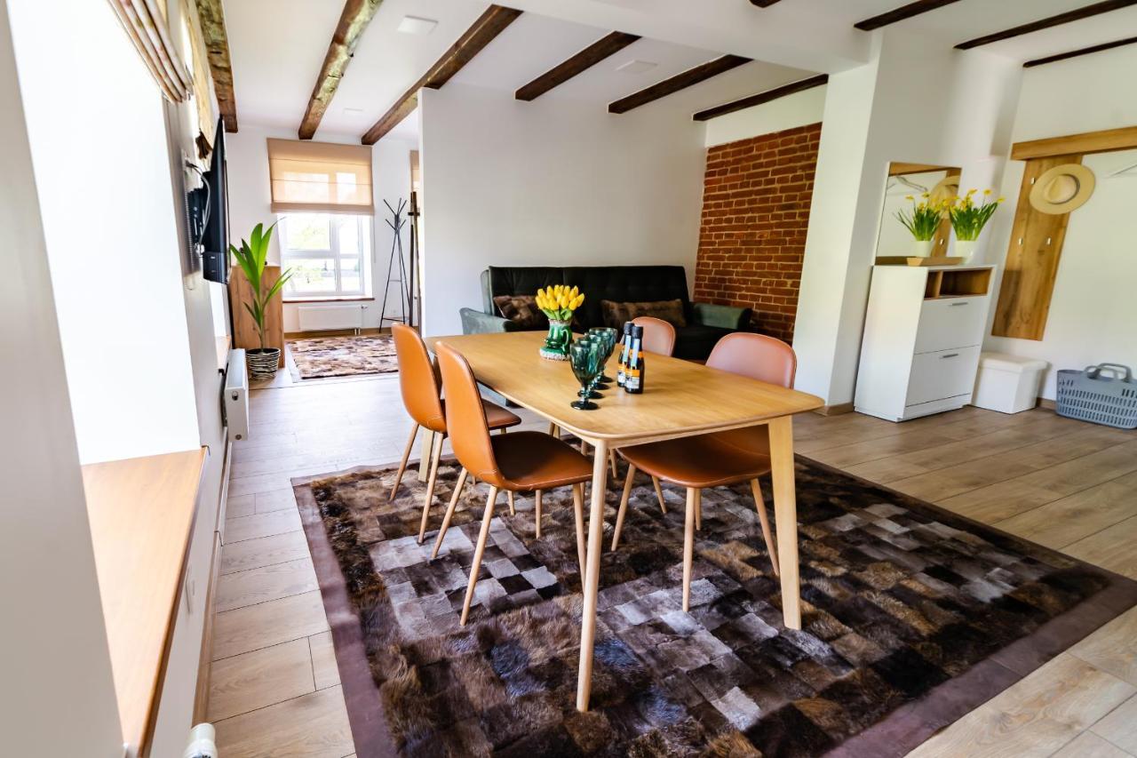 Apartamentai Muzika Silutė Bagian luar foto