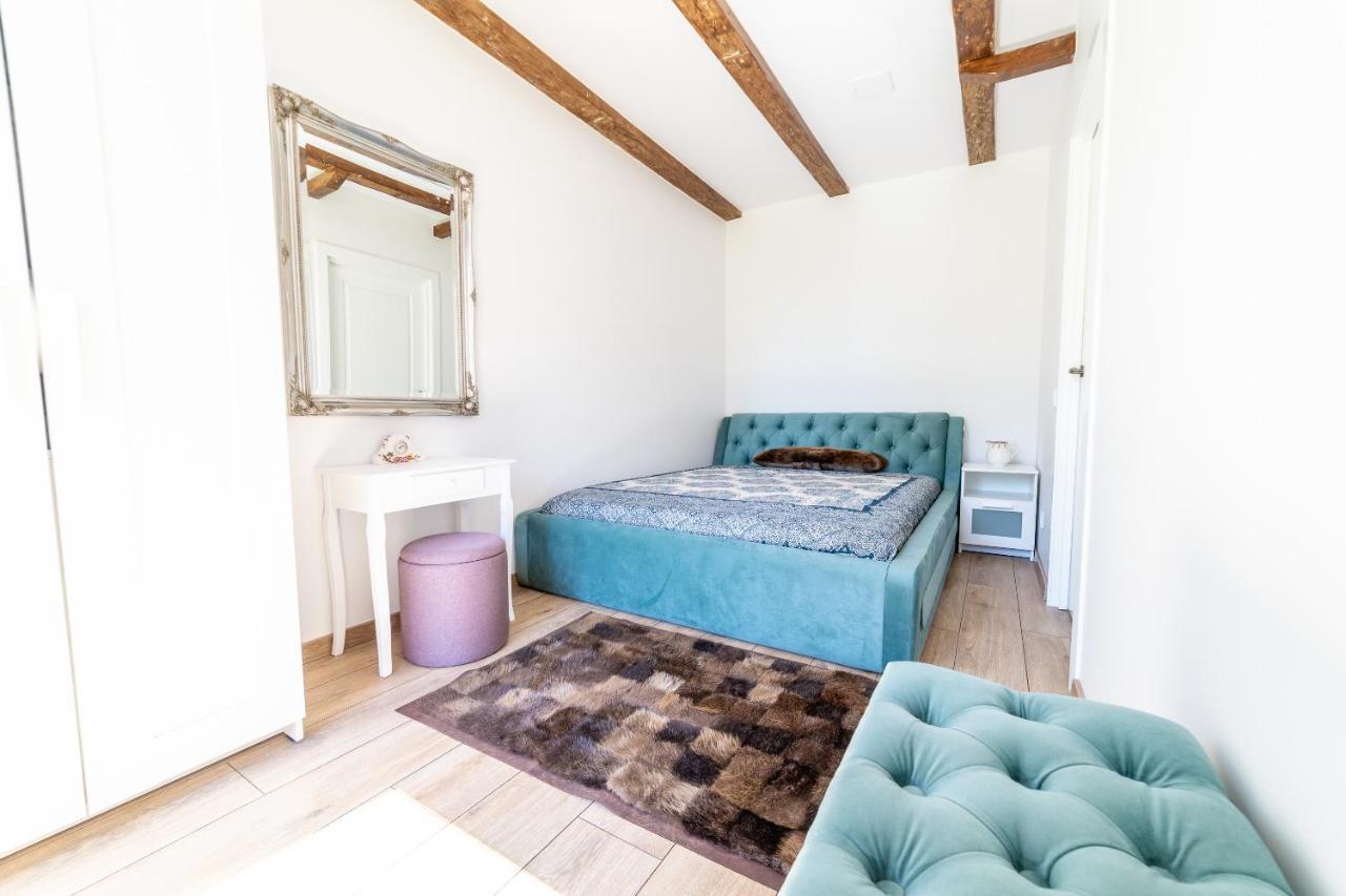Apartamentai Muzika Silutė Bagian luar foto