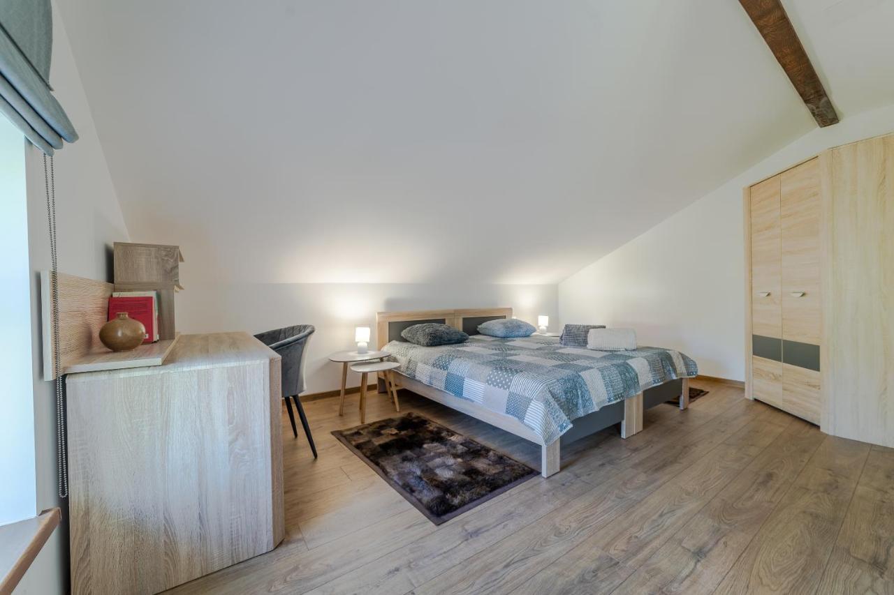 Apartamentai Muzika Silutė Bagian luar foto