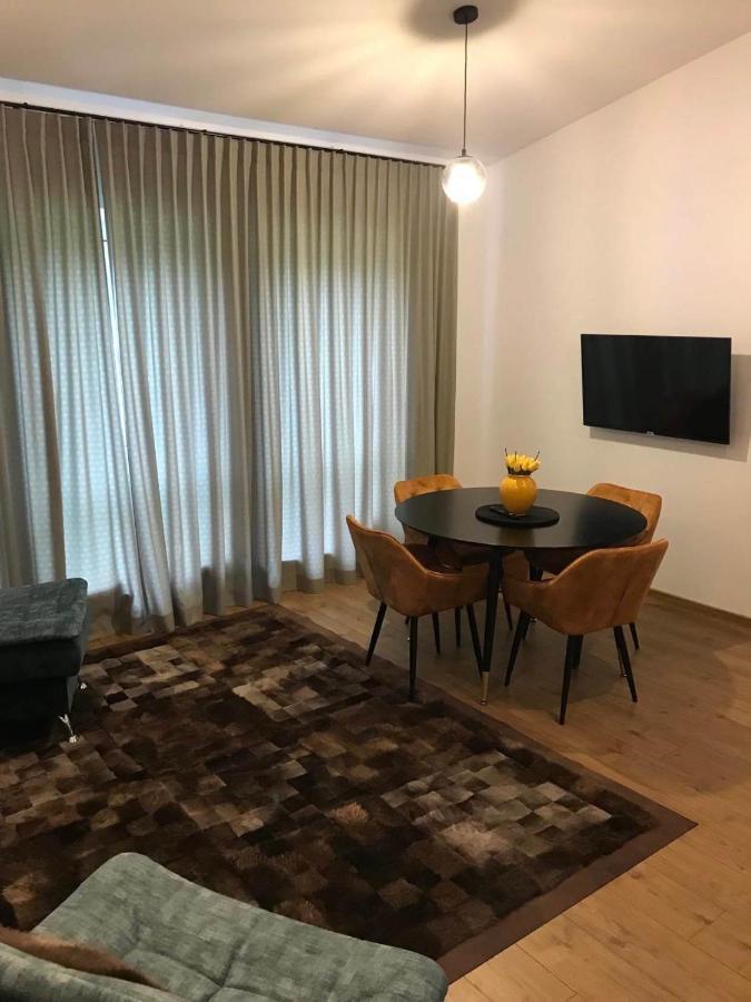 Apartamentai Muzika Silutė Bagian luar foto