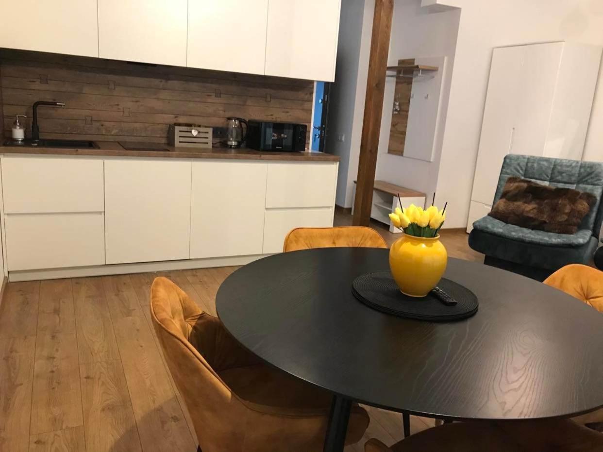 Apartamentai Muzika Silutė Ruang foto