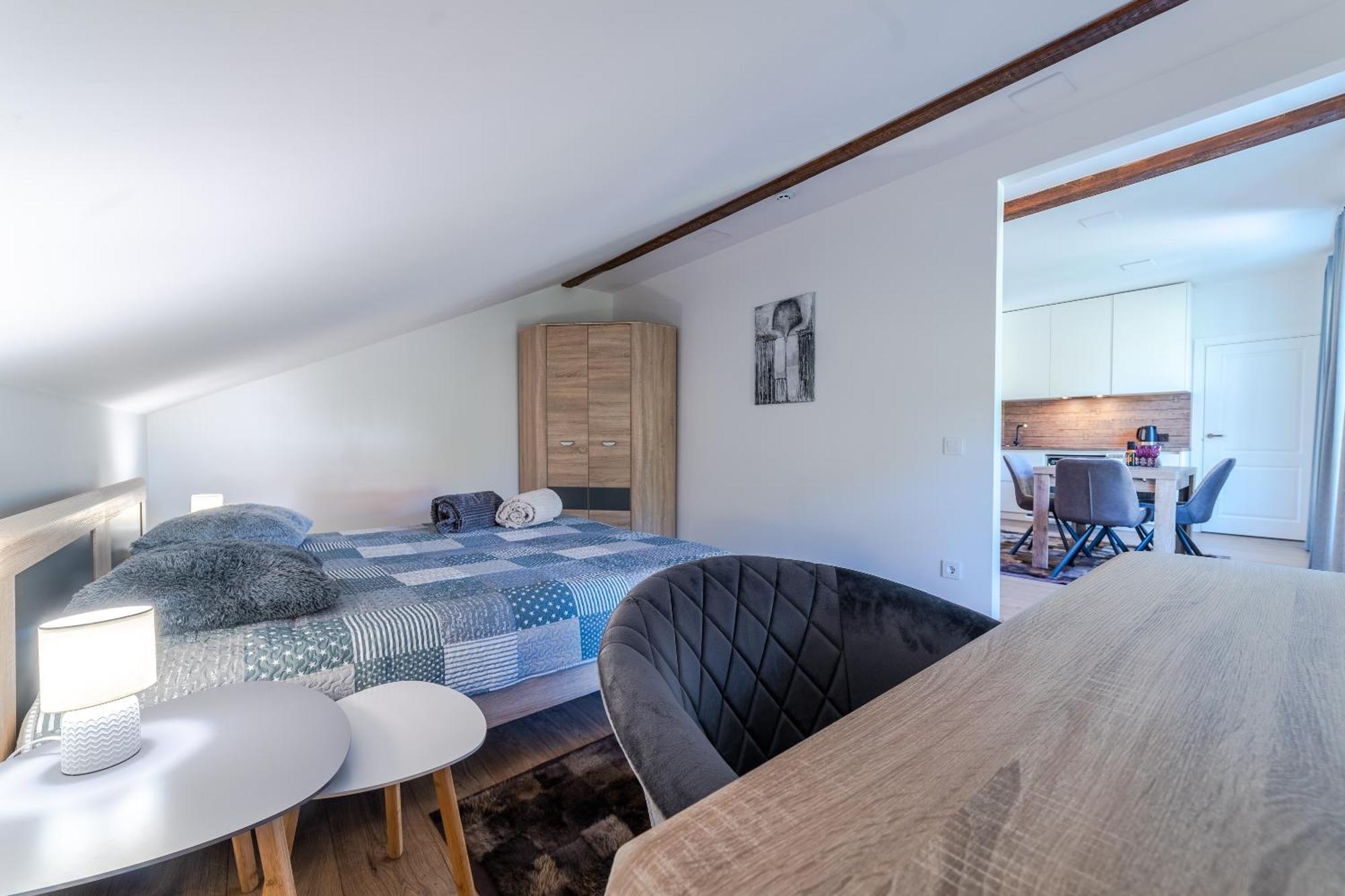 Apartamentai Muzika Silutė Ruang foto