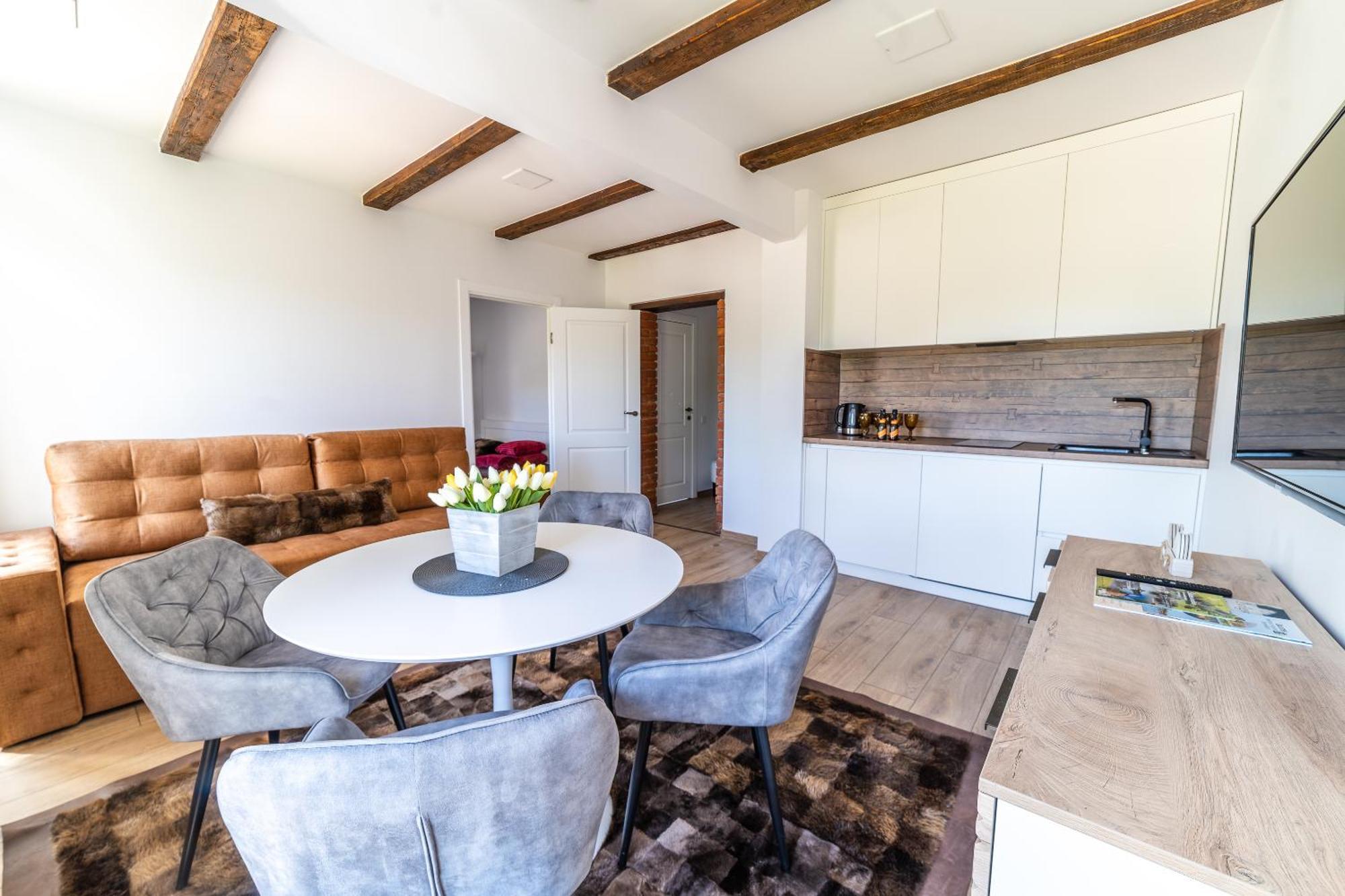 Apartamentai Muzika Silutė Ruang foto